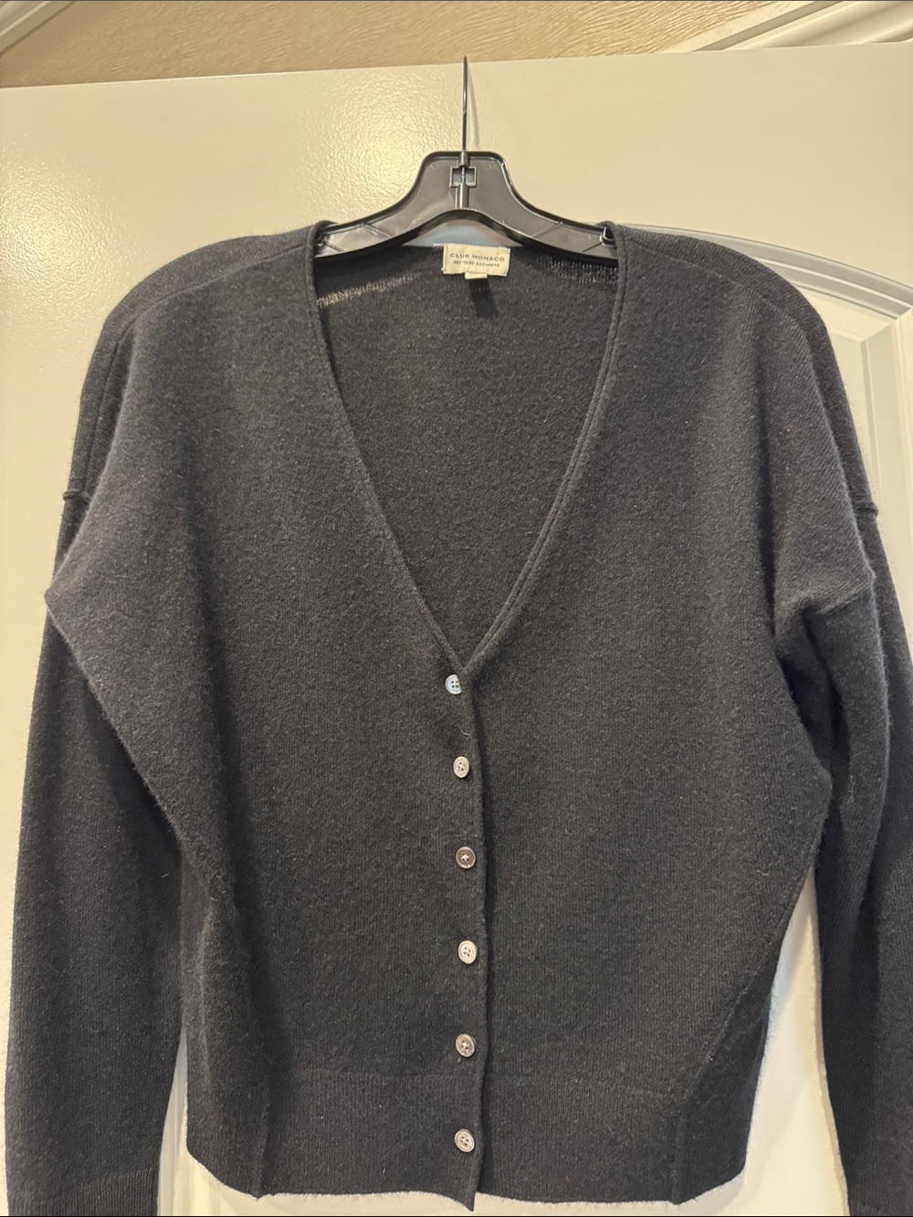 Club Monaco Cashmere Classic Black V-Neck Button Cardigan Sweater
